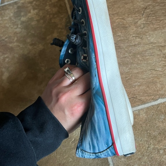 Sperry/Jaws Collaboration Shoes - Picture 3 of 5